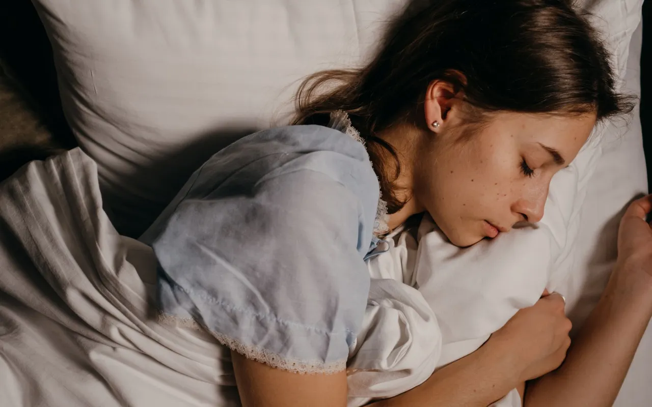 Porter une culotte menstruelle la nuit pour dormir sereinement